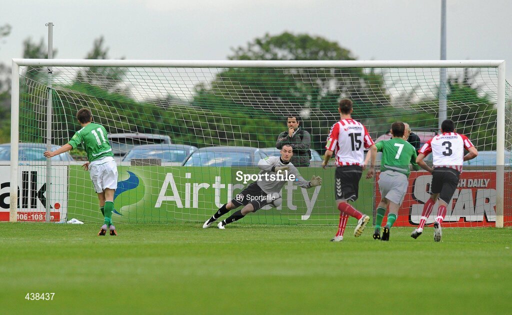 28 June 2010; Bray Wanderers' Jake Kelly shoots past Derry City goalkeeper Gerard Doherty to score his side's equalising goal from the penalty spot. FAI Ford Cup Third Round Replay, Bray Wanderers v Derry City, Carlisle Grounds, Bray, Co. Wicklow. Photo by Sportsfile