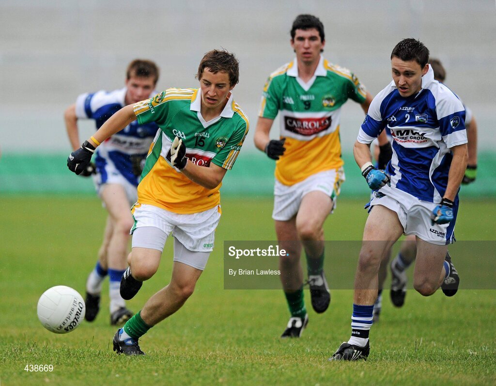 30 June 2010; Joe O'Connor, Offaly, in action against Shane Murphy, Laois. ESB Leinster GAA Football Minor Championship Semi-Final, Offaly v Laois, O'Connor Park, Tullamore, Co. Offaly. Picture credit: Brian Lawless / SPORTSFILE