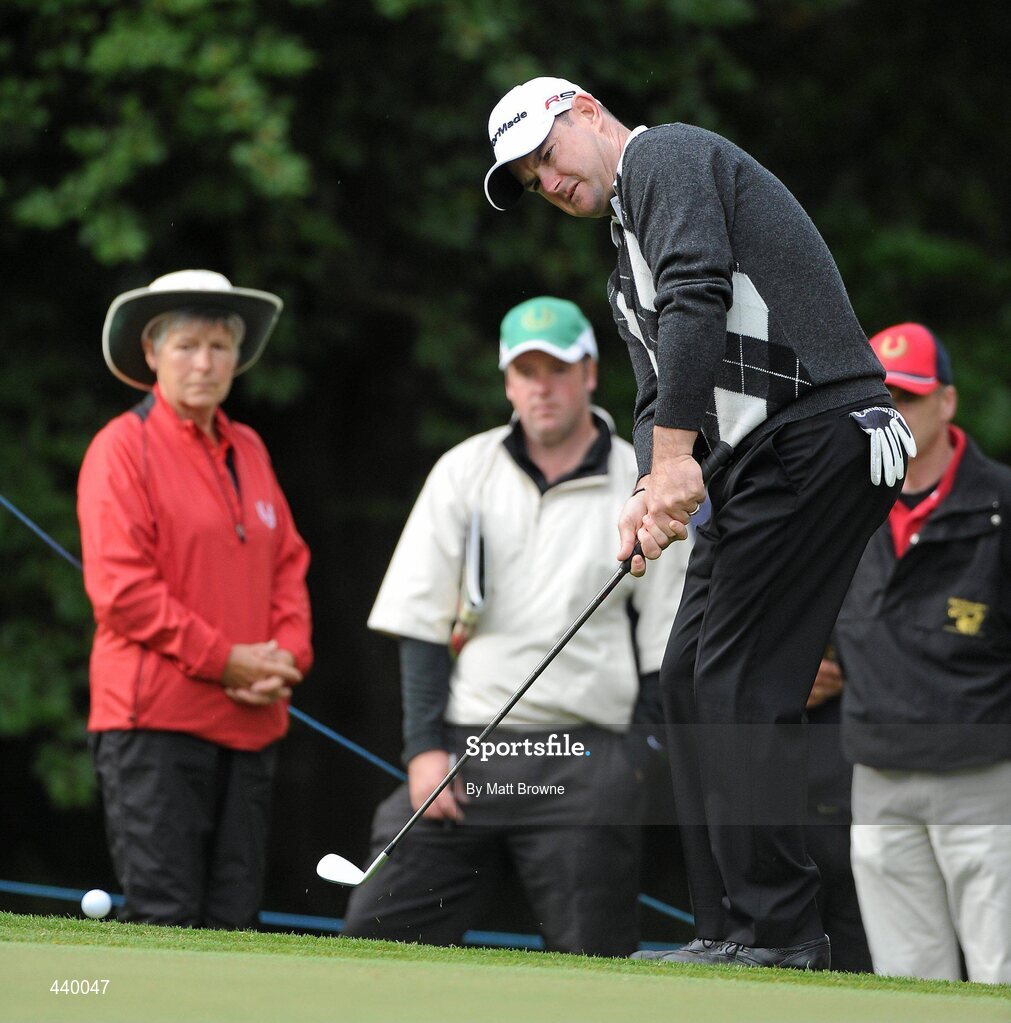 6 July 2010; Rory Sabbatini pitches onto the 17th green during the JP McManus Invitational Pro-Am. Adare Manor, Co. Limerick. Picture credit: Matt Browne / SPORTSFILE