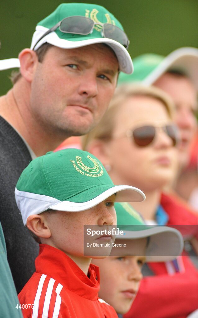 6 July 2010; Spectators watch on during the JP McManus Invitational Pro-Am. Adare Manor, Adare, Co. Limerick. Picture credit: Diarmuid Greene / SPORTSFILE