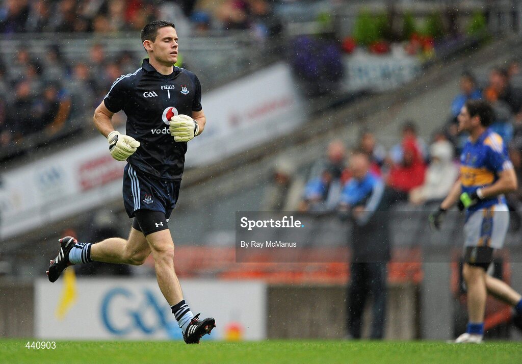 10 July 2010; Dublin goalkeeper Stephen Cluxton returns to his goal after kicking a free to make it four points to one in the first half. GAA Football All-Ireland Senior Championship Qualifier, Round 2, Dublin v Tipperary, Croke Park, Dublin. Picture credit: Ray McManus / SPORTSFILE