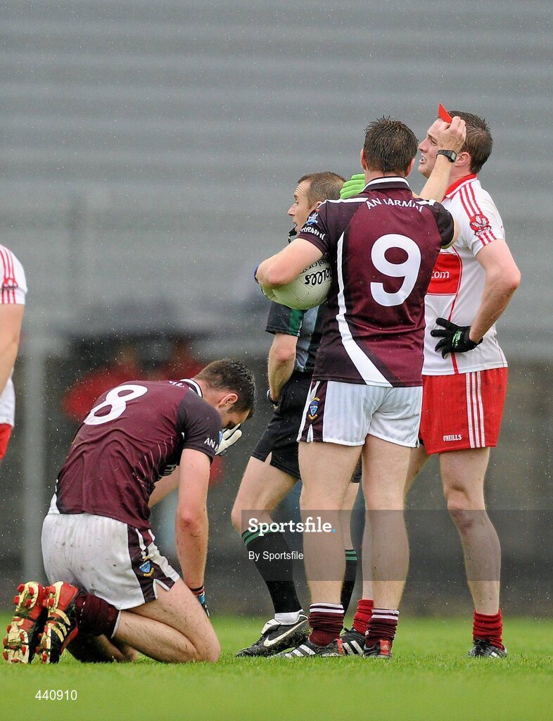 10 July 2010; Joe Diver, Derry, is shown a red card by referee Michael Duffy. GAA Football All-Ireland Senior Championship Qualifier, Round 2, Westmeath v Derry, Cusack Park, Mullingar, Co. Westmeath. Photo by Sportsfile