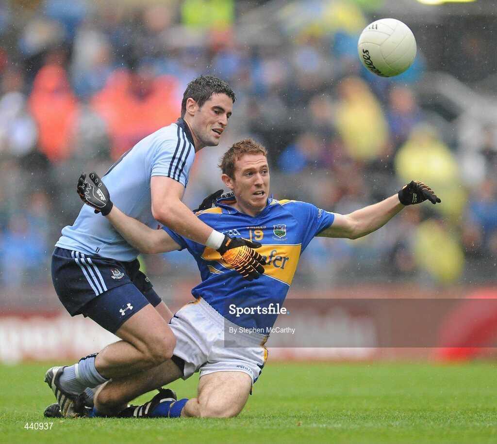 10 July 2010; Brian Mulvihill, Tipperary, in action against Ross McConnell, Dublin. GAA Football All-Ireland Senior Championship Qualifier, Round 2, Dublin v Tipperary, Croke Park, Dublin. Picture credit: Stephen McCarthy / SPORTSFILE
