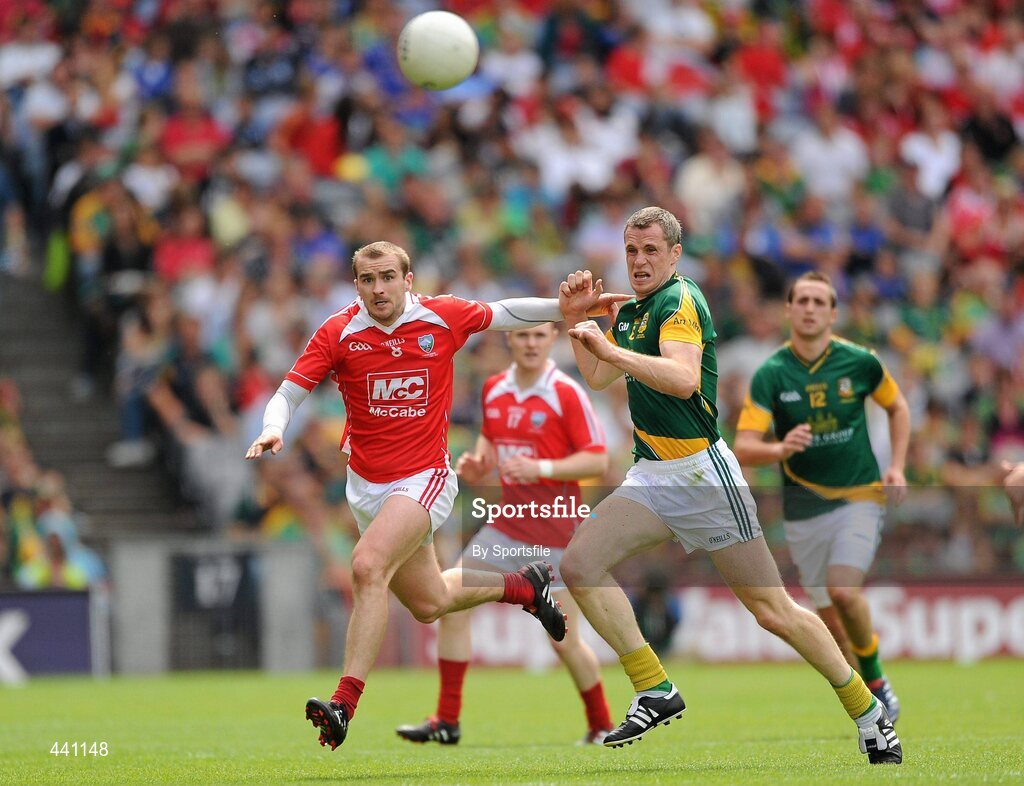 11 July 2010; Paddy Keenan, Louth, in action against Nigel Crawford, Meath. Leinster GAA Football Senior Championship Final, Meath v Louth, Croke Park, Dublin. Photo by Sportsfile