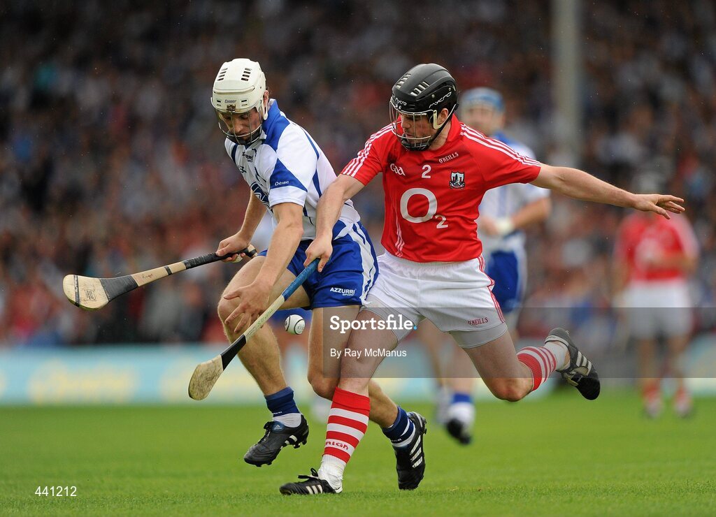 11 July 2010; Shane O'Neill, Cork, in action against Richie Foley, Waterford. Munster GAA Hurling Senior Championship Final, Cork v Waterford, Semple Stadium, Thurles, Co. Tipperary. Picture credit: Ray McManus / SPORTSFILE