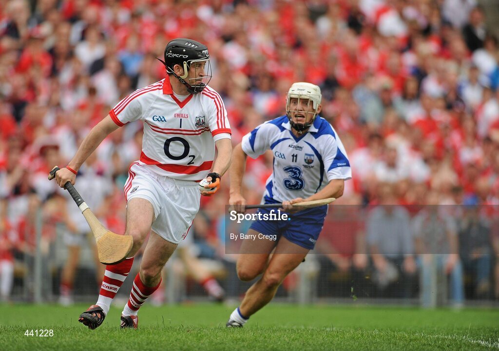 11 July 2010; Donal Óg Cusack, Cork, in action against Stephen Molumphy, Waterford. Munster GAA Hurling Senior Championship Final, Cork v Waterford, Semple Stadium, Thurles, Co. Tipperary. Picture credit: Barry Cregg / SPORTSFILE