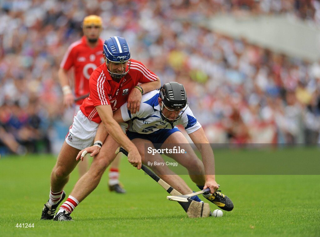 11 July 2010; Kevin Moran, Waterford, in action against Ronan Curran, Cork. Munster GAA Hurling Senior Championship Final, Cork v Waterford, Semple Stadium, Thurles, Co. Tipperary. Picture credit: Barry Cregg / SPORTSFILE