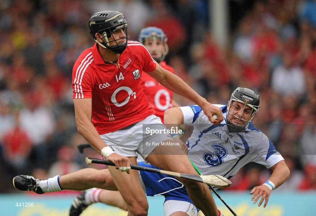 11 July 2010; Aisake O hAilpin beats Waterford's Noel Connors on his way to scoring Cork's first goal. Munster GAA Hurling Senior Championship Final, Cork v Waterford, Semple Stadium, Thurles, Co. Tipperary. Picture credit: Ray McManus / SPORTSFILE