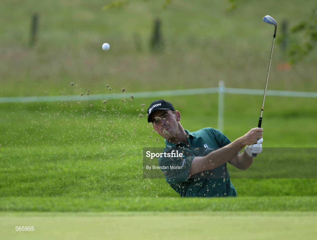 29 June 2001; Thomas Bjorn of Denmark chips out of a bunker at the 4th during day two of the Murphy's Irish Open at Fota Island Golf Club in Cork. Photo by Brendan Moran/Sportsfile