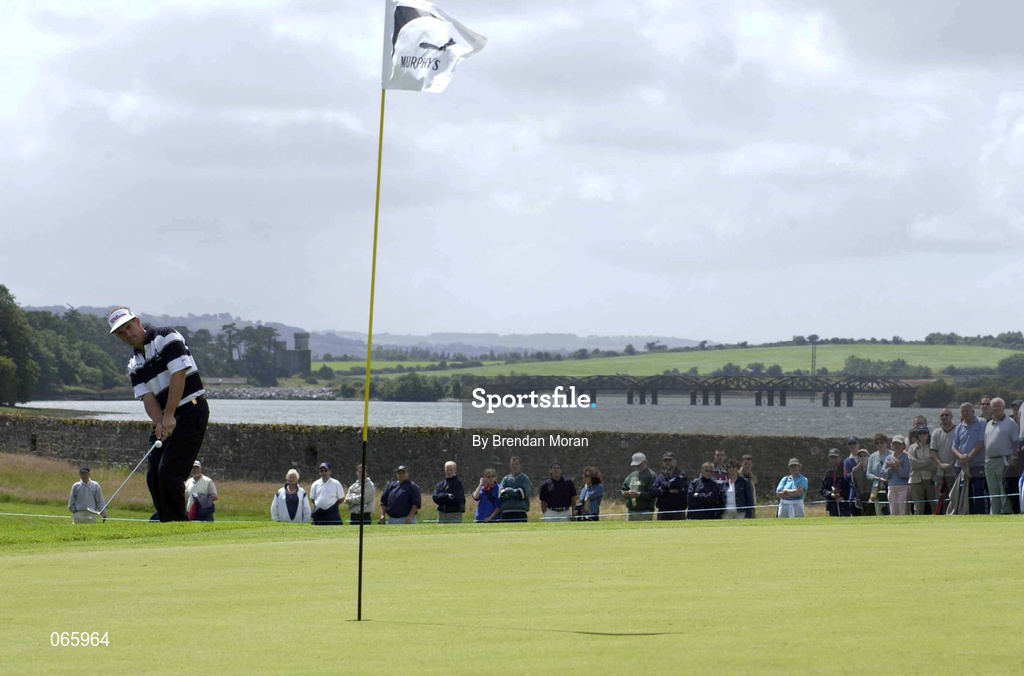29 June 2001; Padraig Harrington of Ireland chips onto the 6th green during day two of the Murphy's Irish Open at Fota Island Golf Club in Cork. Photo by Brendan Moran/Sportsfile