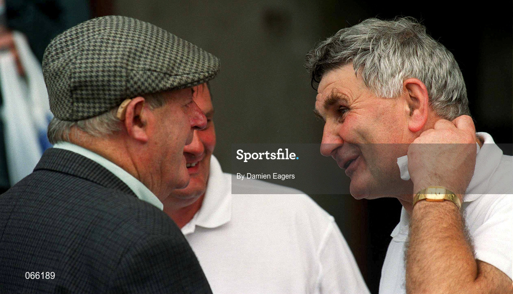 30 June 2001; Kildare manager Mick O'Dwyer speaks with a supporter before the Bank of Ireland All-Ireland Championship Qualifier match between Kildare and Donegal at St Conleths Park in Newbridge, Kildare. Photo by Damien Eagers/Sportsfile