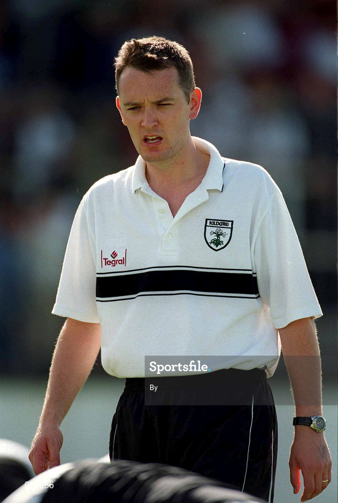 30 June 2001; Eamonn O'Muircheartaigh, Kildare physio. football. Picture credit; Damien Eagers / SPORTSFILE