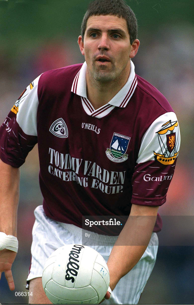 30 June 2001; Kevin Walsh, Galway. Football. Picture credit; Ray McManus / SPORTSFILE