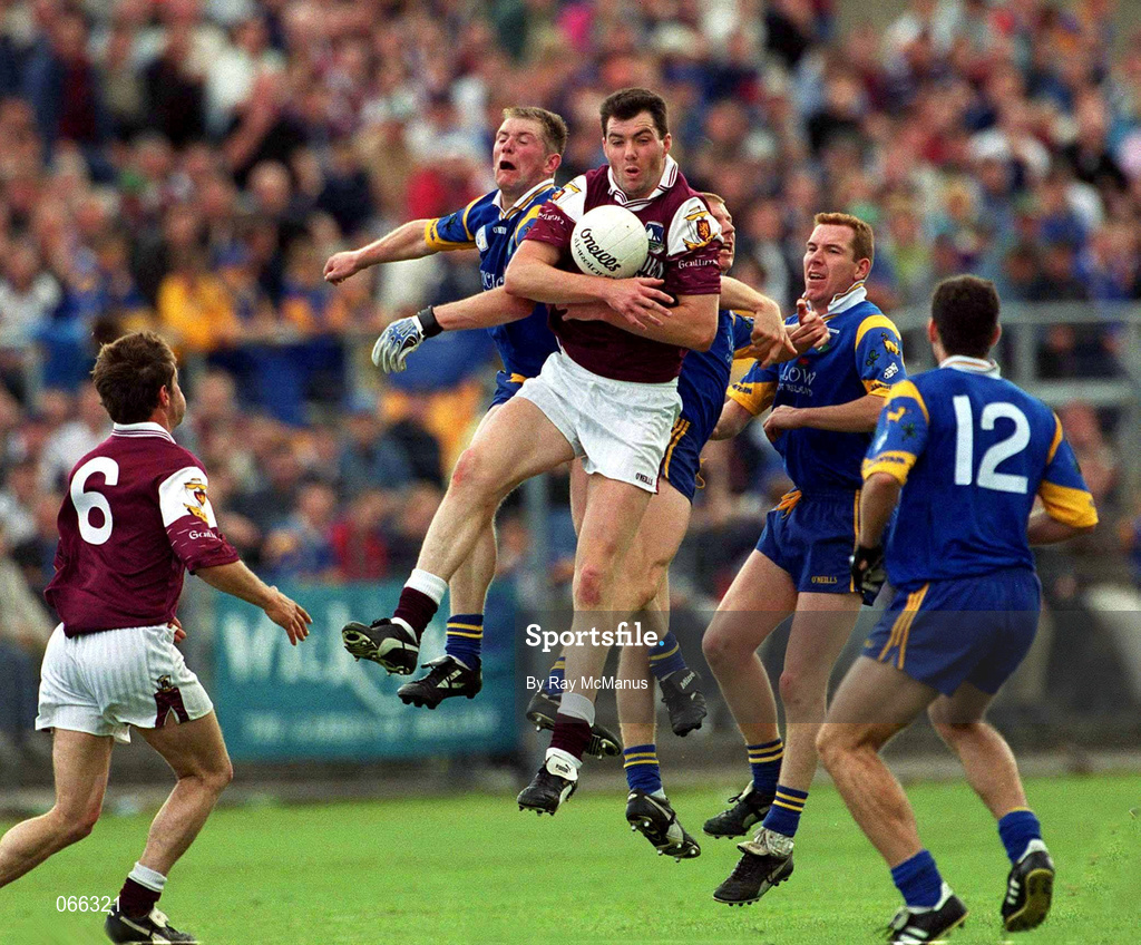 30 June 2001; Sean O'Domhnaill of Galway in action against Shane O'Neill of Wicklow during the Bank of Ireland All-Ireland Senior Football Championship Qualifier Round 2 match between Wicklow and Galway at Aughrim County Ground in Aughrim, Wicklow. Photo by Ray McManus/Sportsfile