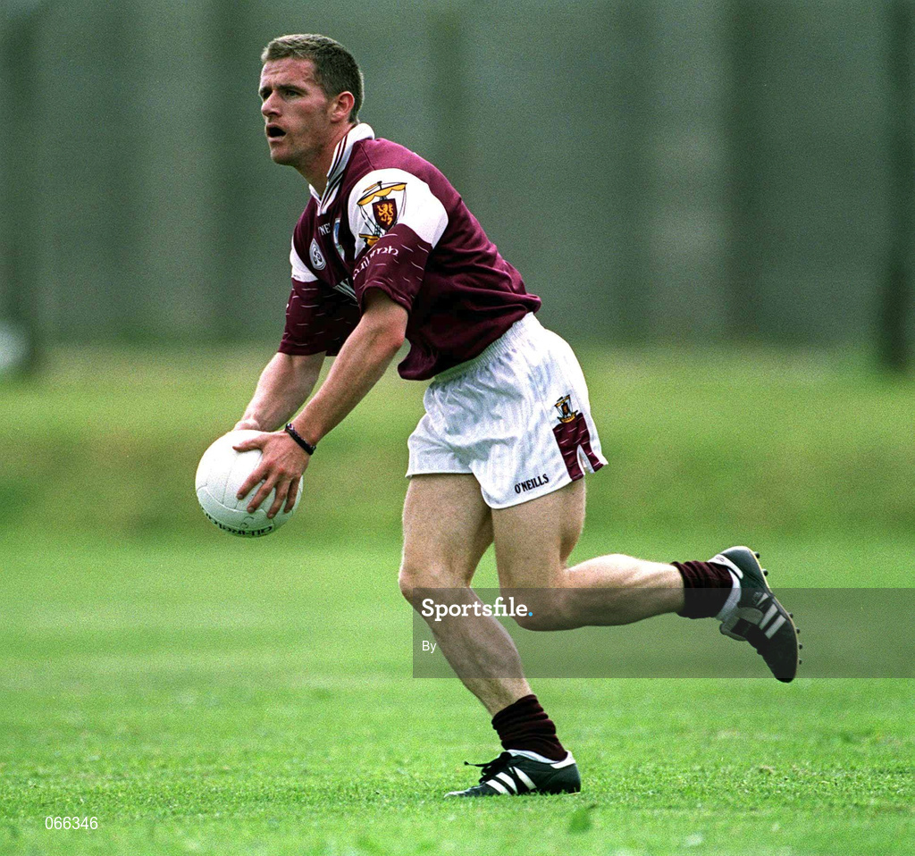 30 June 2001; Sean Og De Paor, Galway. Football. Picture credit; Ray McManus  / SPORTSFILE