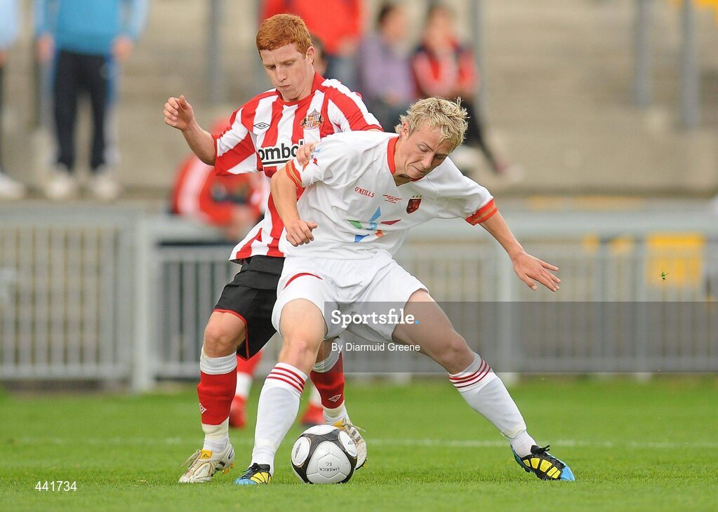 13 July 2010; David O'Leary, Munster XI, in action against Jack Colbeck, Sunderland. Friendly in Aid of Shane Geoghegan Trust, Munster XI v Sunderland AFC, Thomond Park, Limerick. Picture credit: Diarmuid Greene / SPORTSFILE