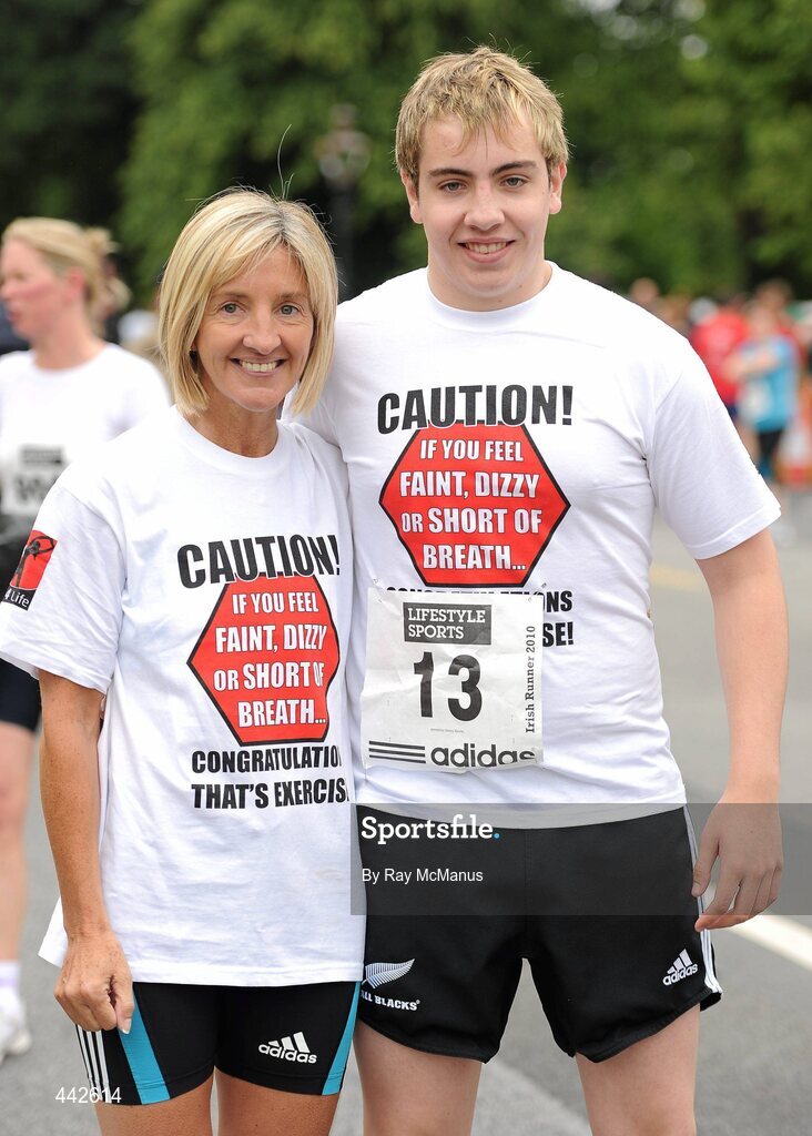 17 July 2010; Lucy and Ian Moloney, from Dublin, before running the Lifestyle Sports - adidas Irish Runner 5 Mile Race. The Phoenix Park, Dublin. Picture credit: Ray McManus / SPORTSFILE