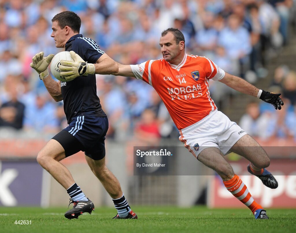 17 July 2010; Stephen Cluxton, Dublin, in action against Steven McDonnell, Armagh. GAA Football All-Ireland Senior Championship Qualifier Round 3, Dublin v Armagh, Croke Park, Dublin. Picture credit: David Maher / SPORTSFILE