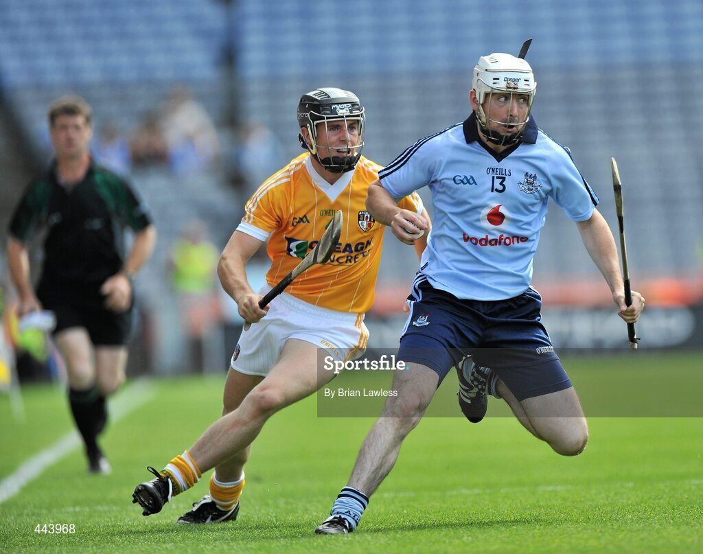 17 July 2010; Peadar Carton, Dublin, in action against Seán Delargy, Antrim. GAA Hurling All-Ireland Senior Championship Phase 3, Dublin v Antrim, Croke Park, Dublin. Picture credit: Brian Lawless / SPORTSFILE