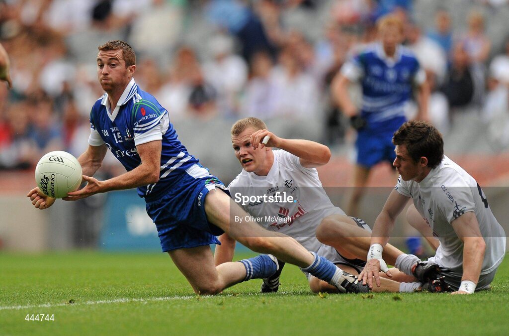 24 July 2010; Tomas Freeman, Monaghan, in action against Peter Kelly and Aindriu MacLochlainn, Kildare. GAA Football All-Ireland Senior Championship Qualifier, Round 4, Monaghan v Kildare, Croke Park, Dublin. Picture credit: Oliver McVeigh / SPORTSFILE