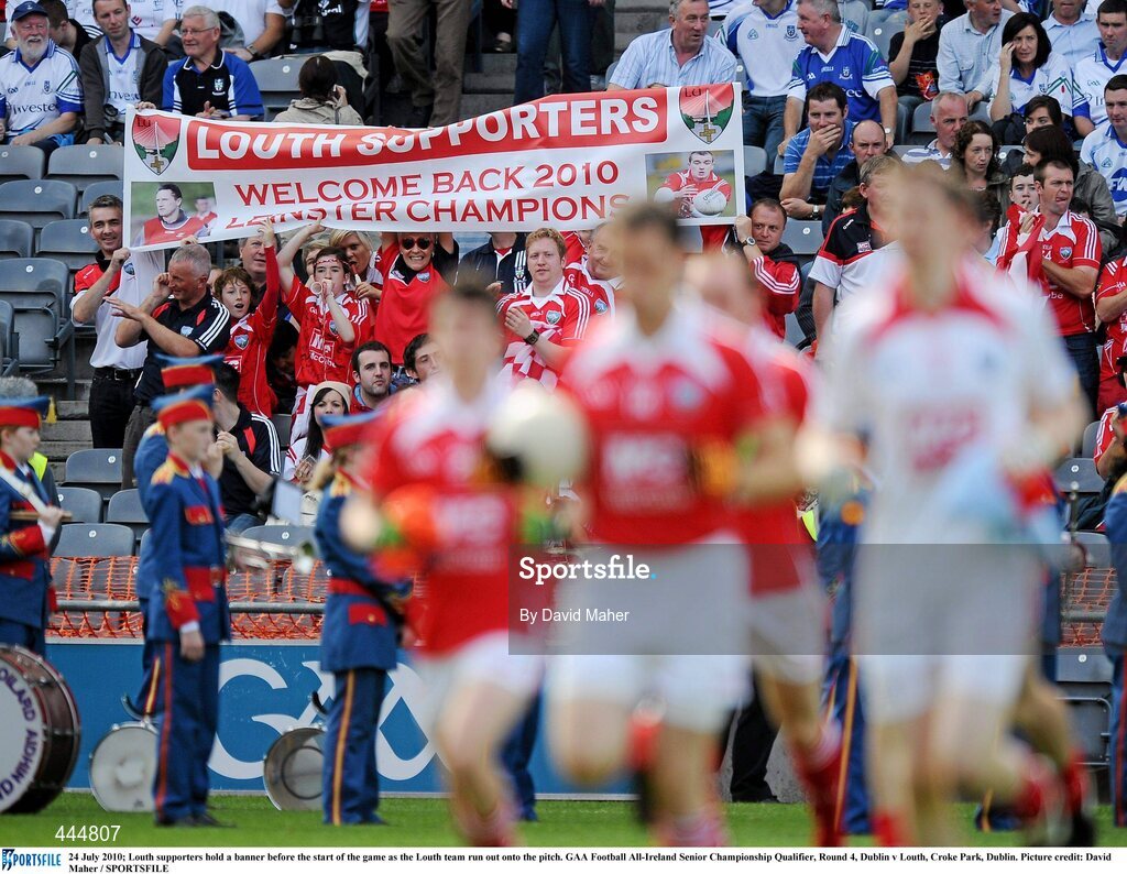 24 July 2010; Louth supporters hold a banner before the start of the game as the Louth team run out onto the pitch. GAA Football All-Ireland Senior Championship Qualifier, Round 4, Dublin v Louth, Croke Park, Dublin. Picture credit: David Maher / SPORTSFILE