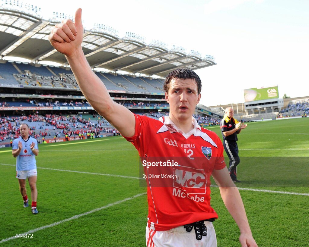 24 July 2010; Adrian Reid, Louth, waves to the supporters during a lap of honour by the team. GAA Football All-Ireland Senior Championship Qualifier, Round 4, Dublin v Louth, Croke Park, Dublin. Picture credit: Oliver McVeigh / SPORTSFILE