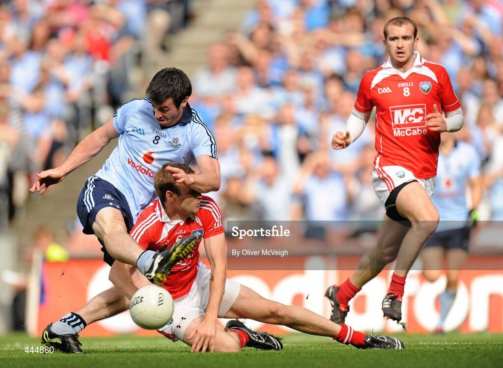 24 July 2010; Michael Dara MacAuley, Dublin, is blocked by Michael Fanning, Louth. GAA Football All-Ireland Senior Championship Qualifier, Round 4, Dublin v Louth, Croke Park, Dublin. Picture credit: Oliver McVeigh / SPORTSFILE