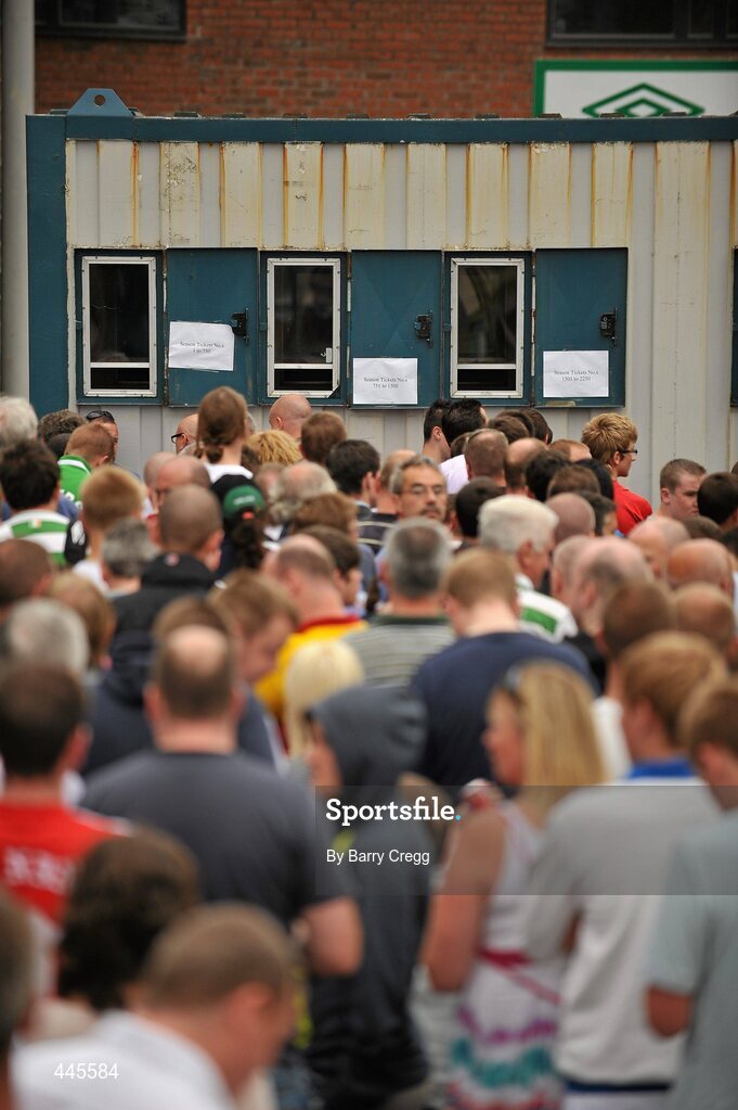 26 July 2010; Shamrock Rovers fans queue for tickets in advance of their side's Europa League Third Qualifying Round, 1st Leg, game against Juventus on Thursday night. Tallaght Stadium, Tallaght, Dublin. Picture credit: Barry Cregg / SPORTSFILE