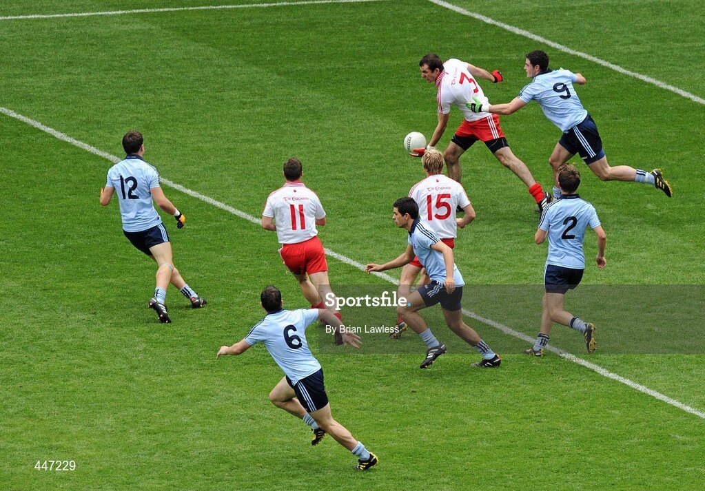31 July 2010; Justin McMahon, Tyrone, in action against Kevin Hughes, Dublin. GAA Football All-Ireland Senior Championship Quarter-Final, Tyrone v Dublin, Croke Park, Dublin. Picture credit: Brian Lawless / SPORTSFILE