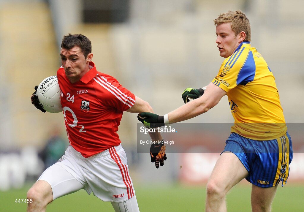 1 August 2010; Donnagha O'Connor, Cork, in action against Michael Finneran, Roscommon. GAA Football All-Ireland Senior Championship Quarter-Final, Roscommon v Cork, Croke Park, Dublin. Picture credit: Oliver McVeigh / SPORTSFILE