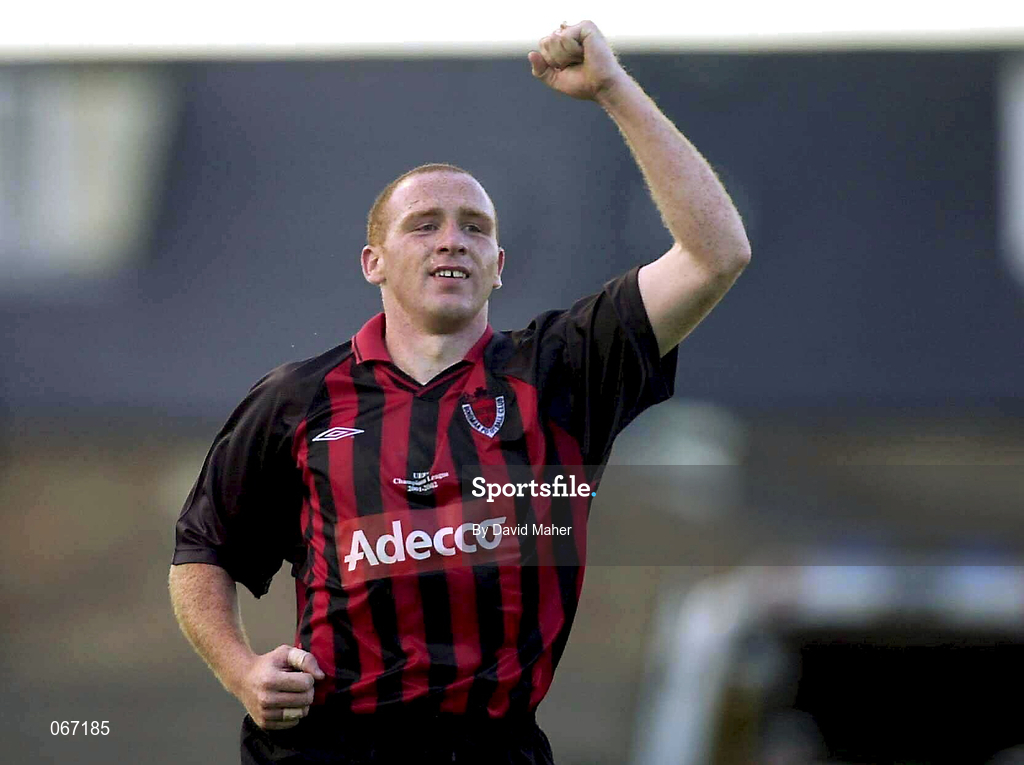 11 July 2001; Glen Crowe of Bohemians, celebrates after scoring his side's third goal during the UEFA Champions League First Qualifying Round First Leg match between Bohemians and FC Levadia Maardu at Dalymount Park in Dublin. Photo by David Maher/Sportsfile