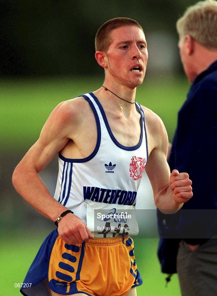 29 June 2001; Robert Wade of West Waterford competing in the men's 1500m during the Dublin International Athletics meet at Morton Stadium in Santry, Dublin. Photo by Ray McManus/Sportsfile