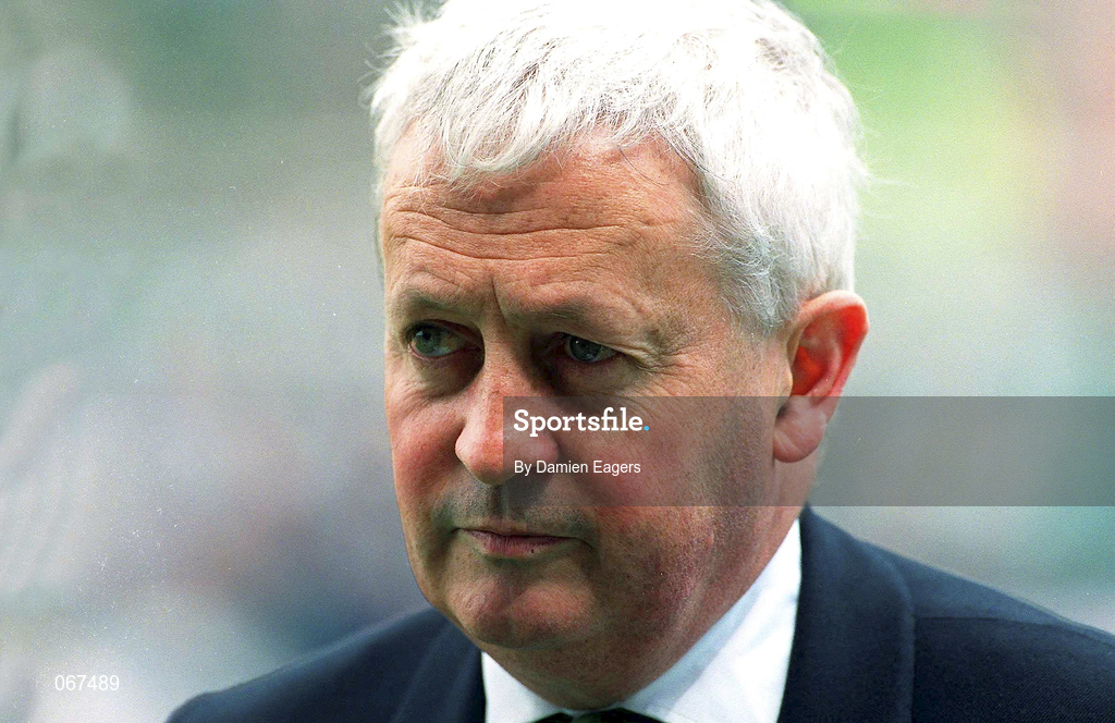 2 June 2001; FAI Chief Executive Brendan menton prior to the FIFA World Cup 2002 Group 2 Qualifier match between Republic of Ireland and Portugal at Lansdowne Road in Dublin. Photo by Damien Eagers/Sportsfile