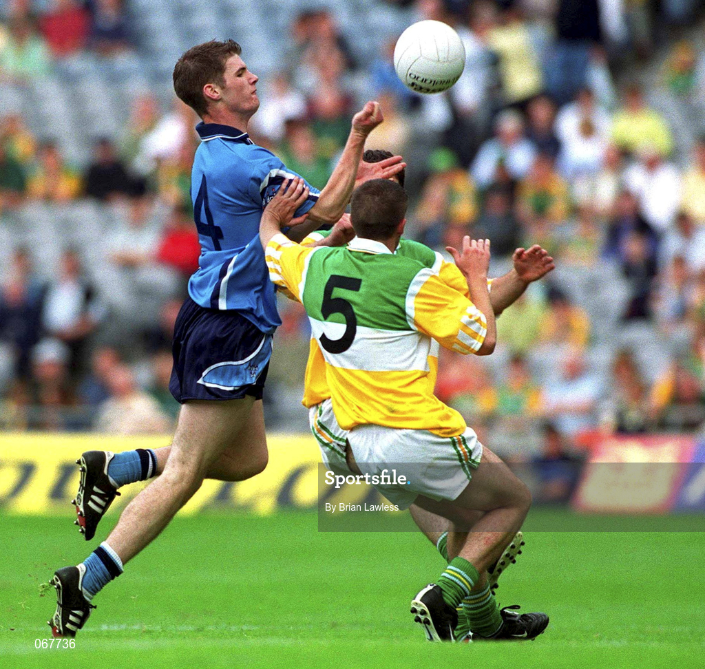 15 July 2001; Graham Cullen of Dublin in action against Mark O'Connor and Gary Collins of Offaly during the Leinster Minor Football Championship Final match between Dublin and Offaly in Croke Park, Dublin. Photo by Brian Lawless/Sportsfile