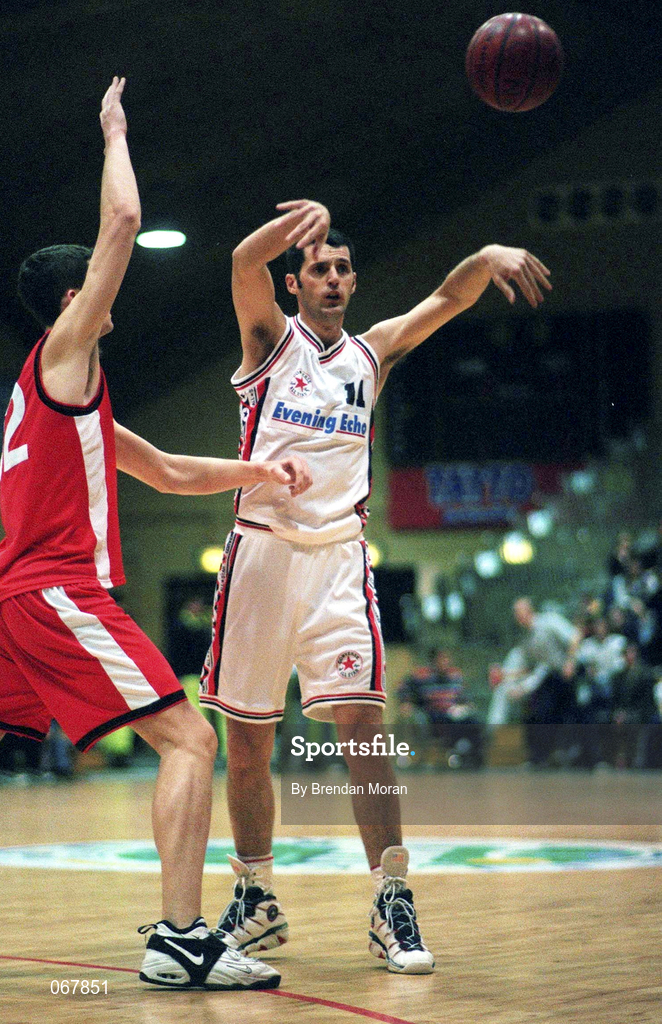 24 January 1998; Tom O'Sullivan of Neptune during the Sprite Men's Senior National Cup Semi-Final between Neptune and Tolka Rovers at the National Basketball Arena in Tallaght, Dublin. Photo by Brendan Moran/Sportsfile