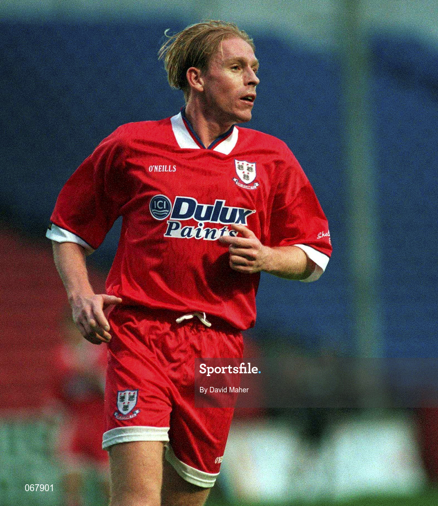 31 August 1994; Vinny Arkins of Shelbourne during the Bord Gáis National League Premier Division match between Shelbourne and Cobh Ramblers at Tolka Park in Dublin. Photo by David Maher/Sportsfile