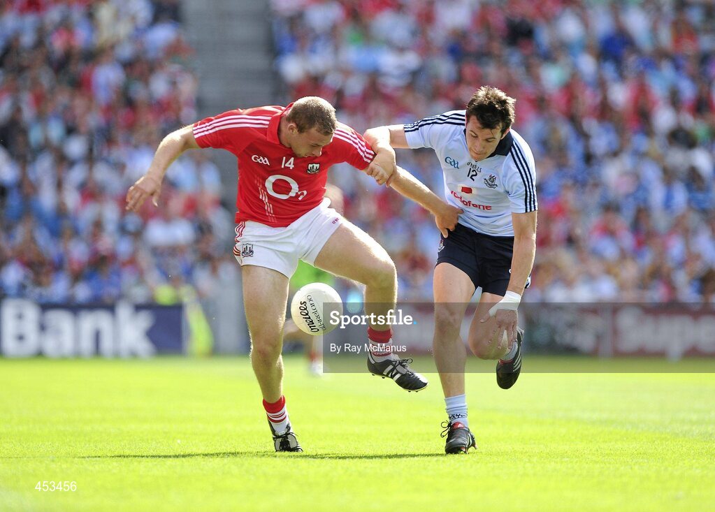22 August 2010; Ciarán Sheehan, Cork, in action against Niall Corkery, Dublin. GAA Football All-Ireland Senior Championship Semi-Final, Dublin v Cork, Croke Park, Dublin. Picture credit: Ray McManus / SPORTSFILE