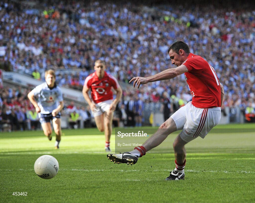 22 August 2010; Donncha O'Connor, Cork, scores his side's goal from a penalty. GAA Football All-Ireland Senior Championship Semi-Final, Dublin v Cork, Croke Park, Dublin. Picture credit: David Maher / SPORTSFILE