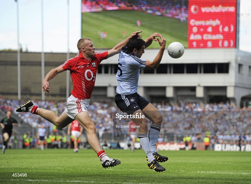 22 August 2010; Michael Shields, Cork, in action against Bernard Brogan, Dublin. GAA Football All-Ireland Senior Championship Semi-Final, Dublin v Cork, Croke Park, Dublin. Picture credit: David Maher / SPORTSFILE