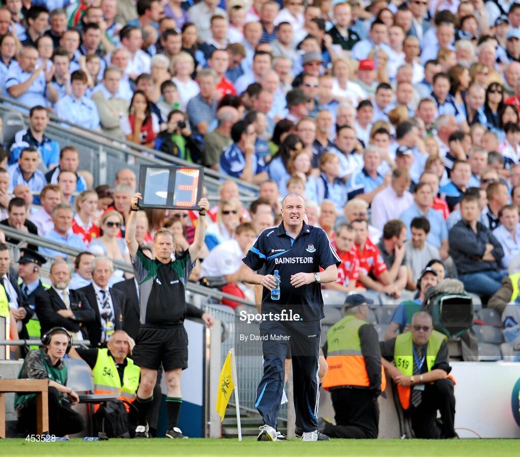 22 August 2010; Dublin manager Pat Gilroy during the final moments of the game. GAA Football All-Ireland Senior Championship Semi-Final, Dublin v Cork, Croke Park, Dublin. Picture credit: David Maher / SPORTSFILE