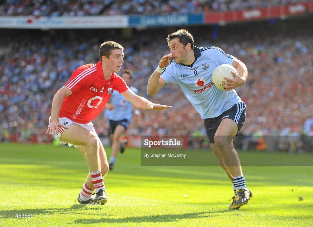22 August 2010; Alan Brogan, Dublin, in action against Ray Carey, Cork. GAA Football All-Ireland Senior Championship Semi-Final, Dublin v Cork, Croke Park, Dublin. Picture credit: Stephen McCarthy / SPORTSFILE