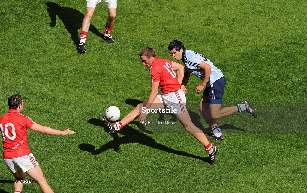 22 August 2010; Patrick Kelly, Cork, in action against Cian O'Sullivan, Dublin. GAA Football All-Ireland Senior Championship Semi-Final, Dublin v Cork, Croke Park, Dublin. Picture credit: Brendan Moran / SPORTSFILE