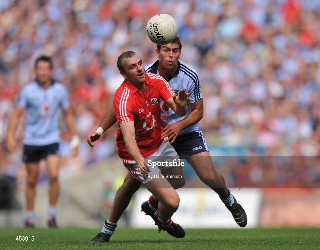 22 August 2010; John Miskella, Cork, in action against David Henry, Dublin. GAA Football All-Ireland Senior Championship Semi-Final, Dublin v Cork, Croke Park, Dublin. Picture credit: Dáire Brennan / SPORTSFILE