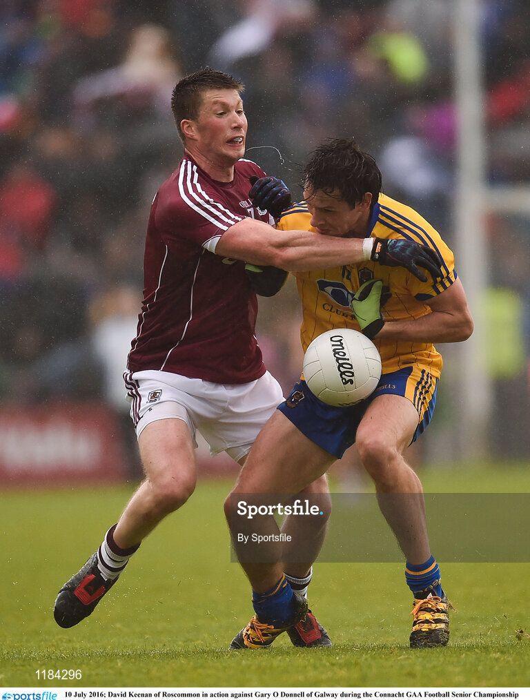 10 July 2016; David Keenan of Roscommon in action against Gary O Donnell of Galway during the Connacht GAA Football Senior Championship Final between Roscommon and Galway at Pearse Stadium in Galway. Photo by Sportsfile