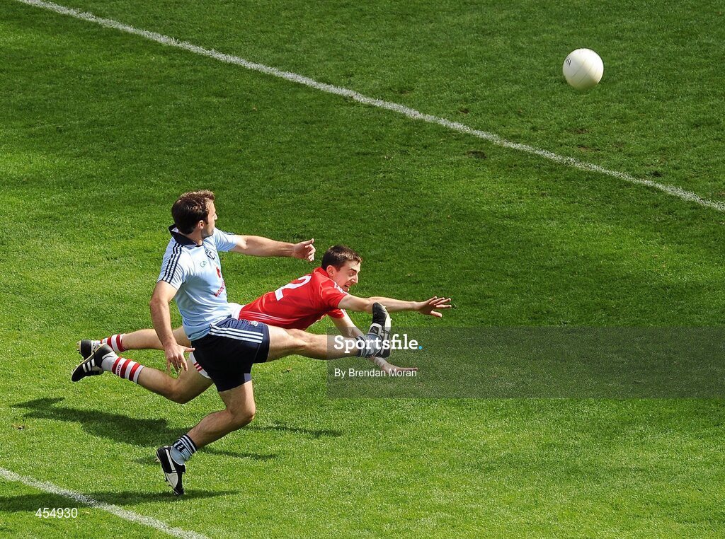22 August 2010; Bryan Cullen, Dublin, in action against Ray Carey, Cork. GAA Football All-Ireland Senior Championship Semi-Final, Dublin v Cork, Croke Park, Dublin. Picture credit: Brendan Moran / SPORTSFILE