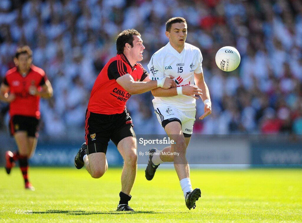 29 August 2010; Eamonn Callaghan, Kildare, in action against Kevin McKernan, Down. GAA Football All-Ireland Senior Championship Semi-Final, Kildare v Down, Croke Park, Dublin. Picture credit: Stephen McCarthy / SPORTSFILE