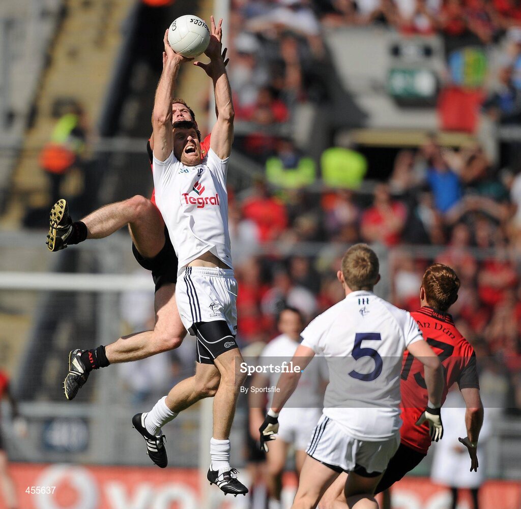 29 August 2010; Ronan Sweeney, Kildare, in action against Kevin McKernan, Down. GAA Football All-Ireland Senior Championship Semi-Final, Kildare v Down, Croke Park, Dublin. Photo by Sportsfile