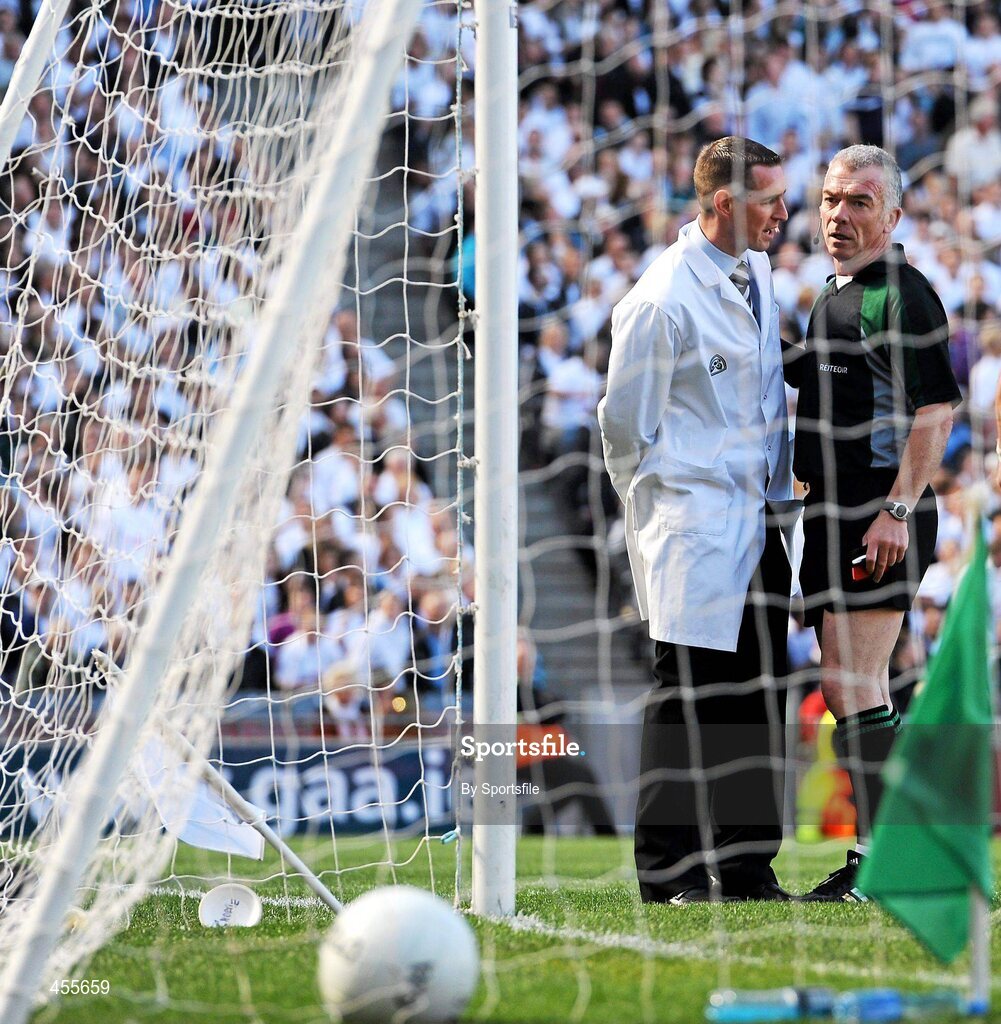 29 August 2010; Referee Pat McEnaney consults with his umpire about the legitimacy of Down's first goal. GAA Football All-Ireland Senior Championship Semi-Final, Kildare v Down, Croke Park, Dublin. Photo by Sportsfile