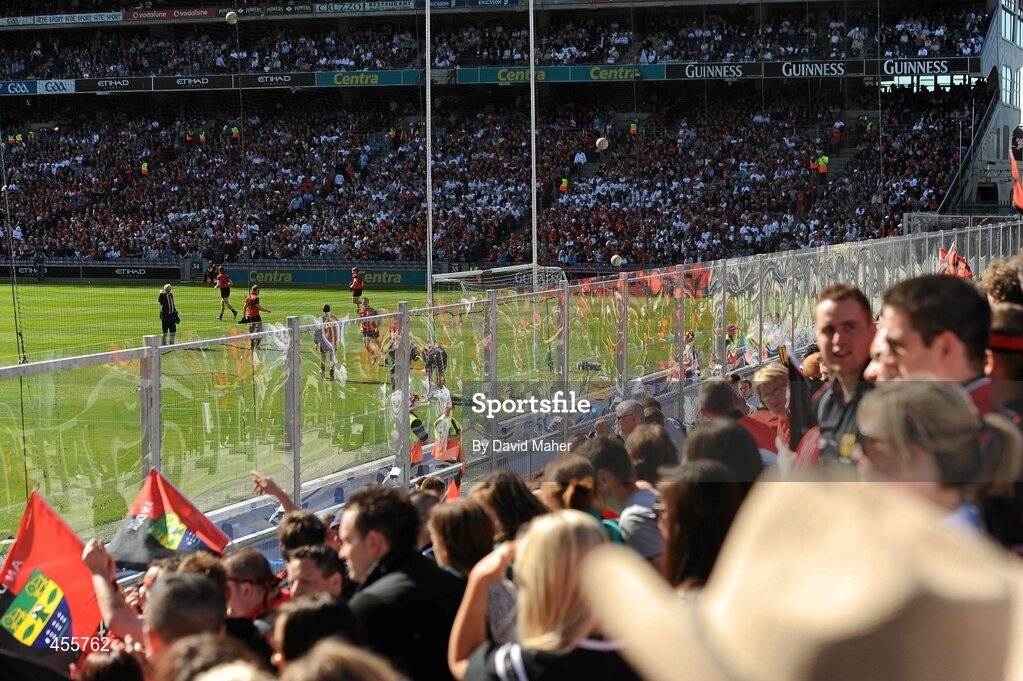 29 August 2010; A general view of the newly erected fencing at Hill 16. GAA Football All-Ireland Senior Championship Semi-Final, Kildare v Down, Croke Park, Dublin. Picture credit: David Maher / SPORTSFILE