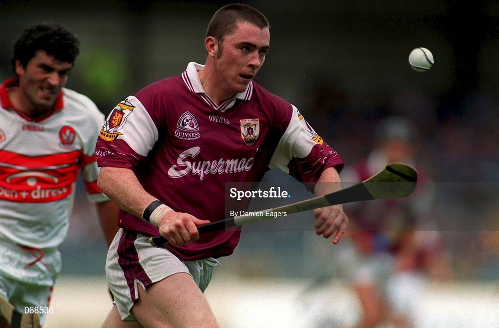 29 July 2001; Eugene Cloonan of Galway during the Guinness All-Ireland Senior hurling Championship Quarter-Final match between Galway and Derry at Croke Park in Dublin. Photo by Damien Eagers/Sportsfile